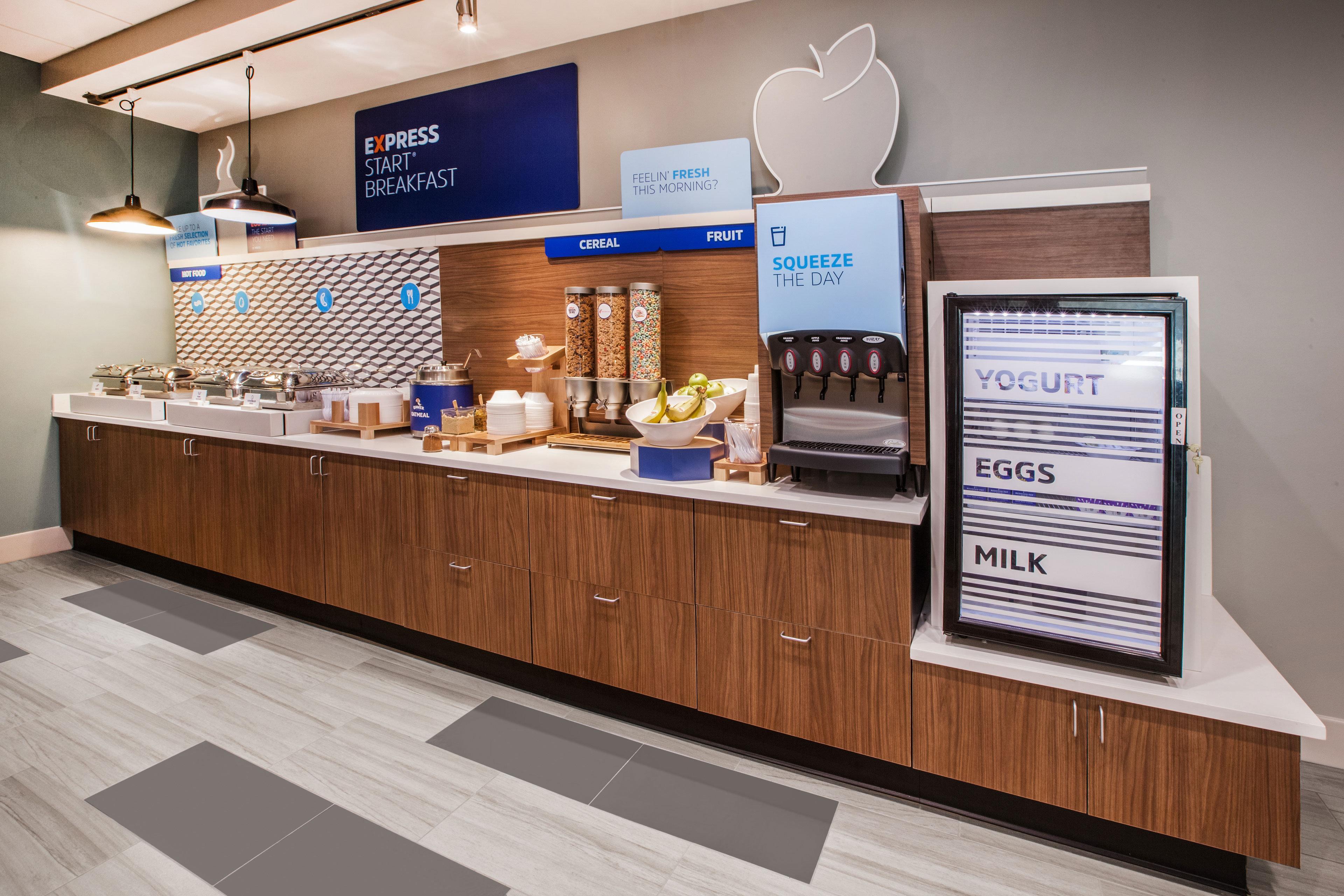 Holiday Inn Express & Suites - Tulare By Ihg Eksteriør bilde