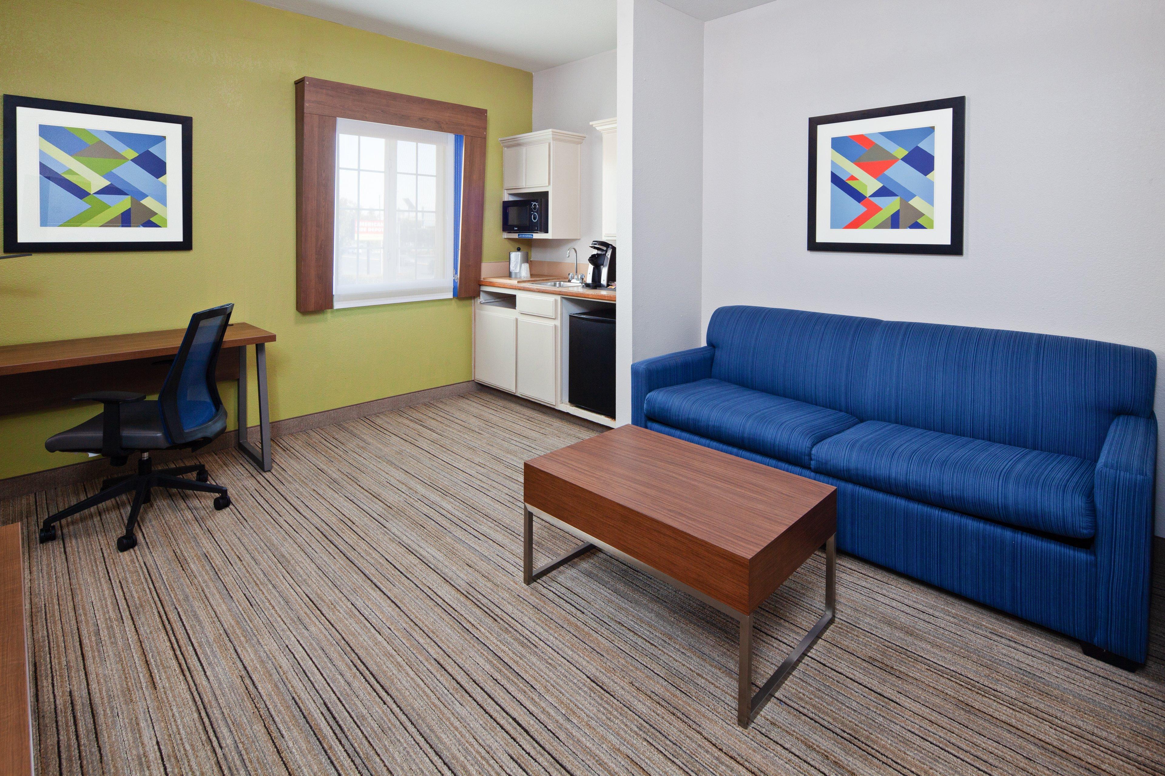 Holiday Inn Express & Suites - Tulare By Ihg Eksteriør bilde